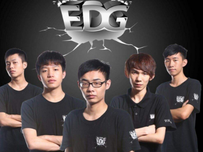 里宣布退役 里宣布退役